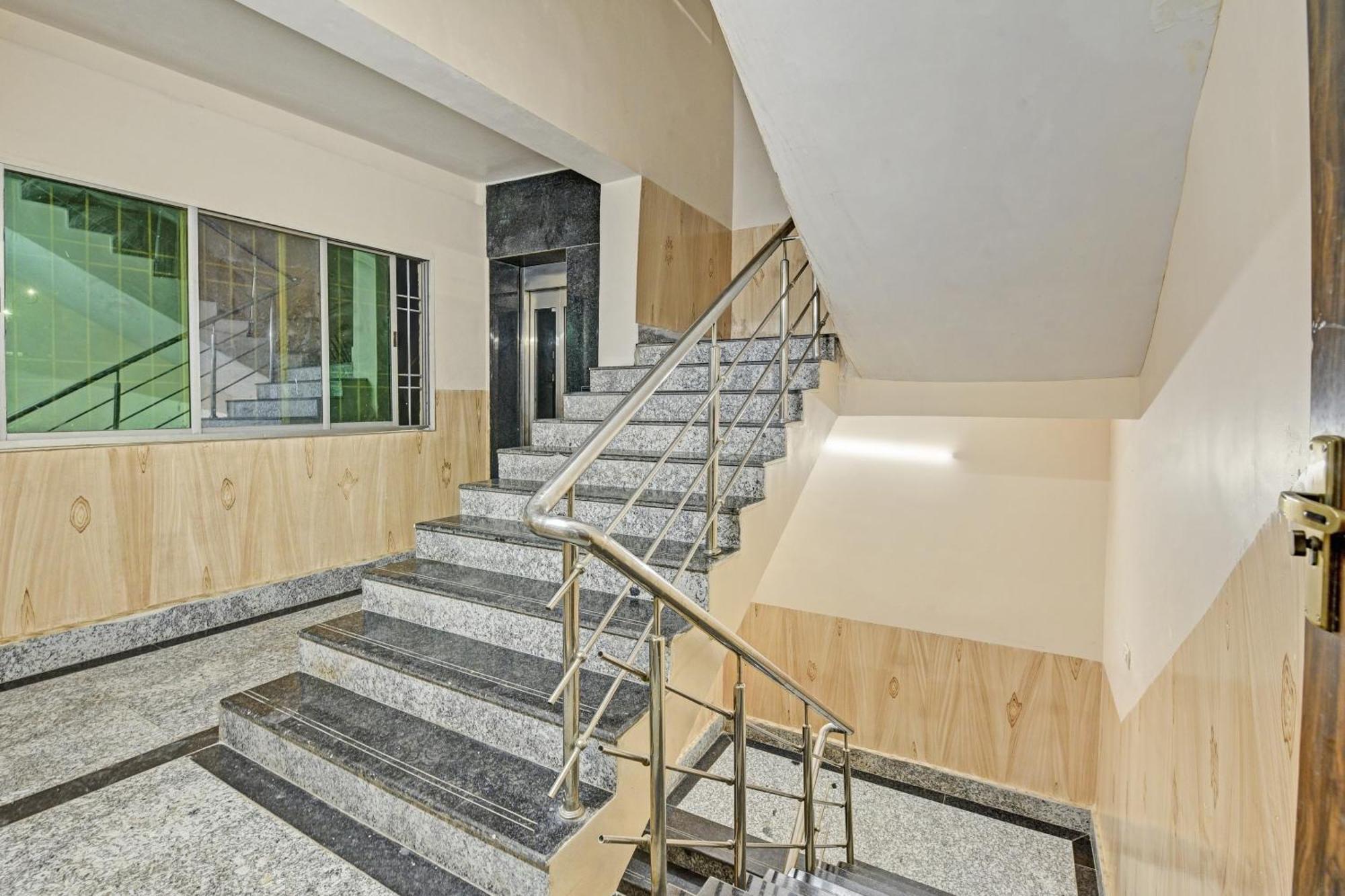 Hotel O Sri Jagarnath Banquet & Hotel Ranchi Dış mekan fotoğraf